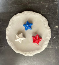 Load image into Gallery viewer, 8&quot; PATRIOTIC Cement Bee Watering Station | Star Butterfly Puddler Dish | Handmade | Red, White, Blue | SEALED Concrete | JLK