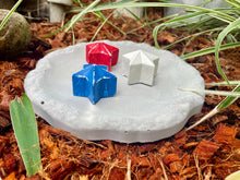 Load image into Gallery viewer, 8&quot; PATRIOTIC Cement Bee Watering Station | Star Butterfly Puddler Dish | Handmade | Red, White, Blue | SEALED Concrete | JLK